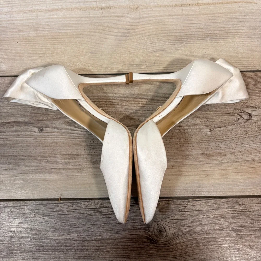 Anthropologie Badgley Mischka White Alejandro Pointed Toe Pumps Heel D'Orsay